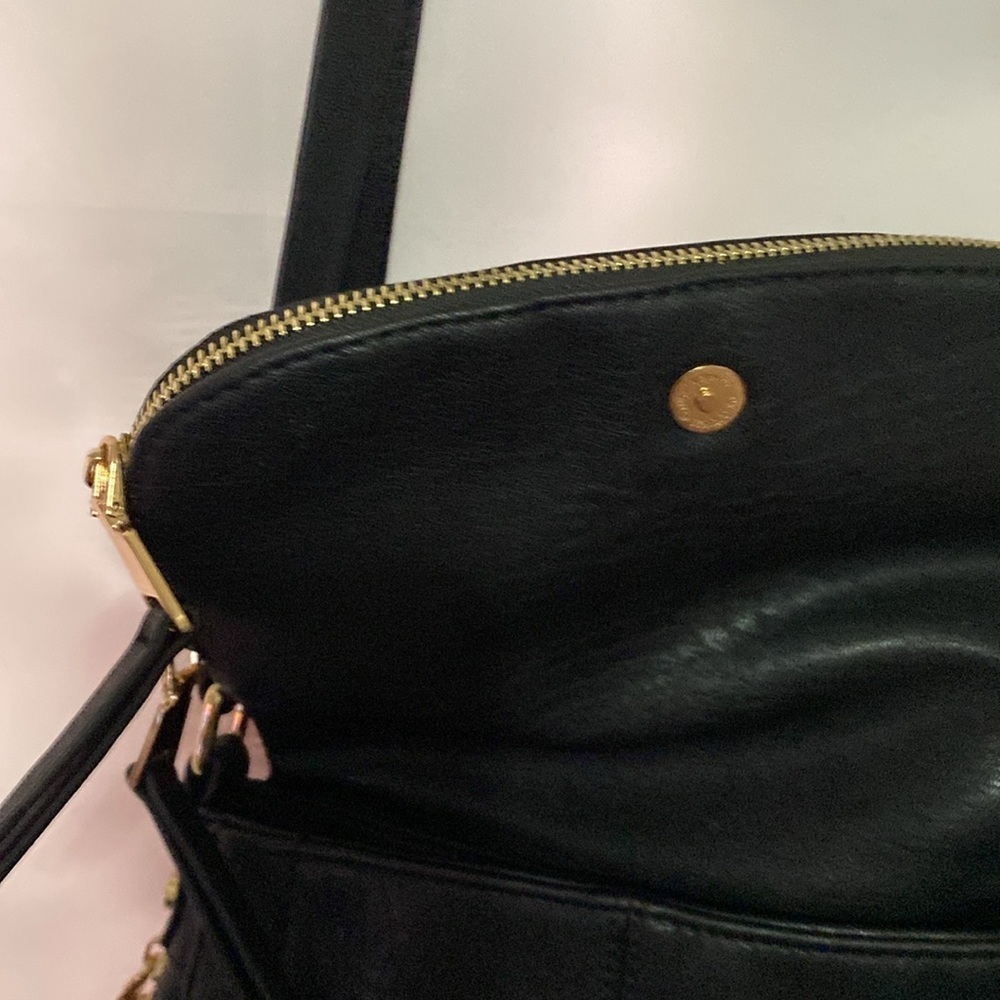 ANTIK KRAFT Elegant Black Crossbody Bag ZIP AROUND ADJ STRAP GOLD HARDWEAR CLEAN - Picture 6 of 16